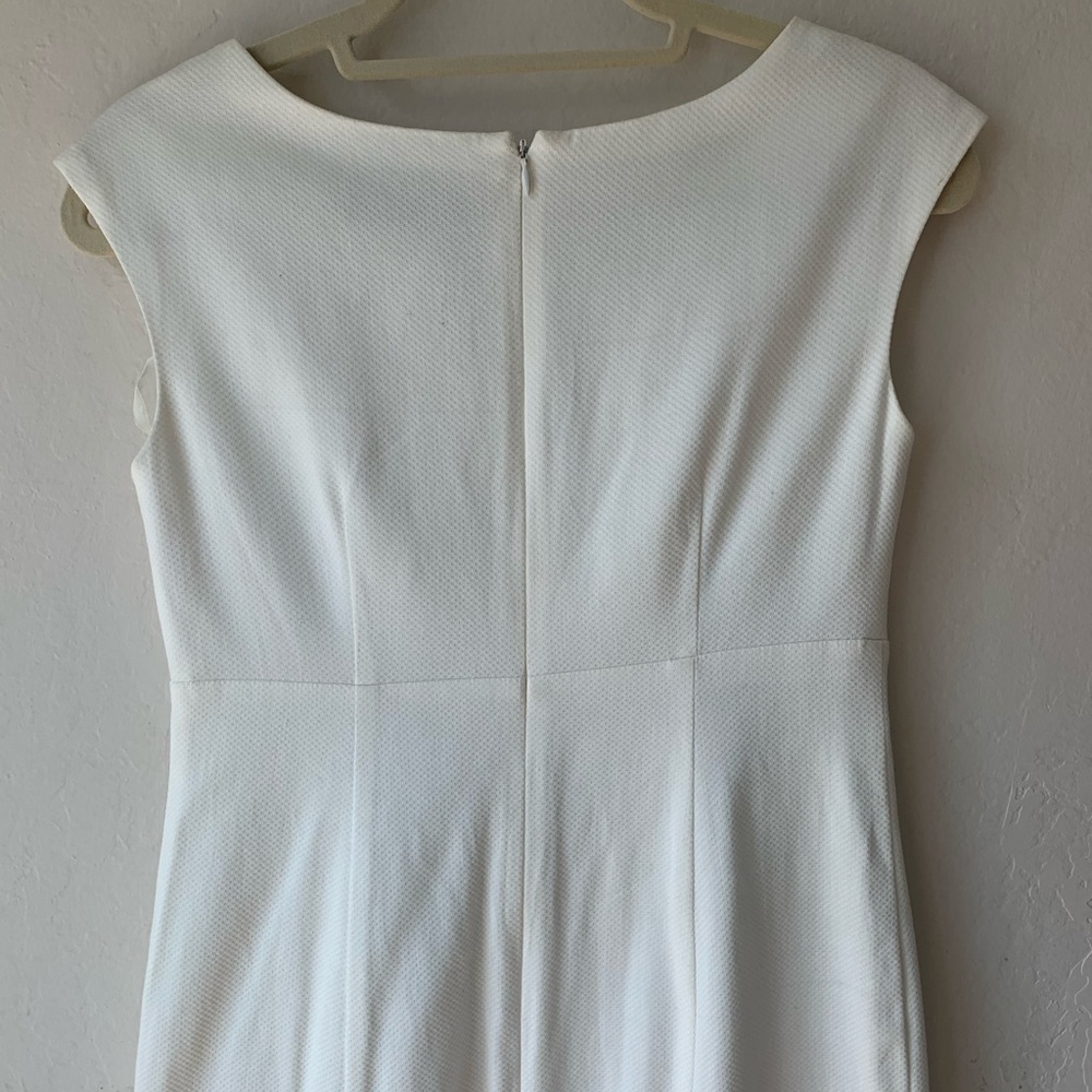 Eliza J Buckle Textured Sleeveless White Dress - Picture 4 of 8